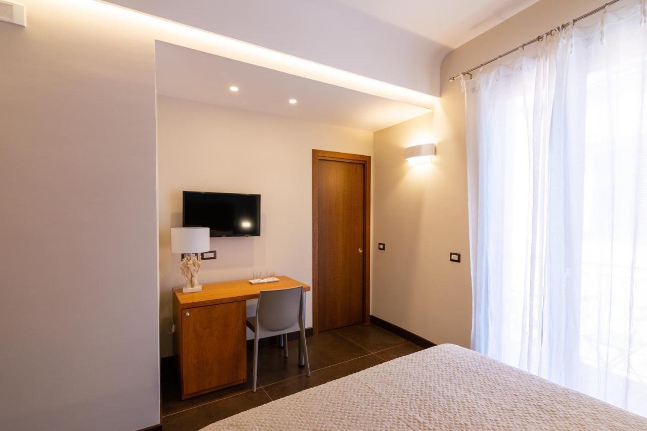 Il Melograno Relais Bed & Breakfast Вико Екуензе Екстериор снимка